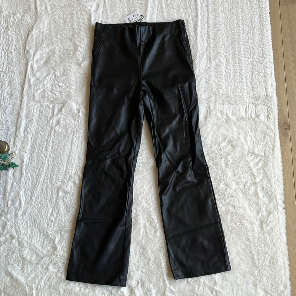 ZARA MINI FLARED FAUX LEATHER LEGGINGS